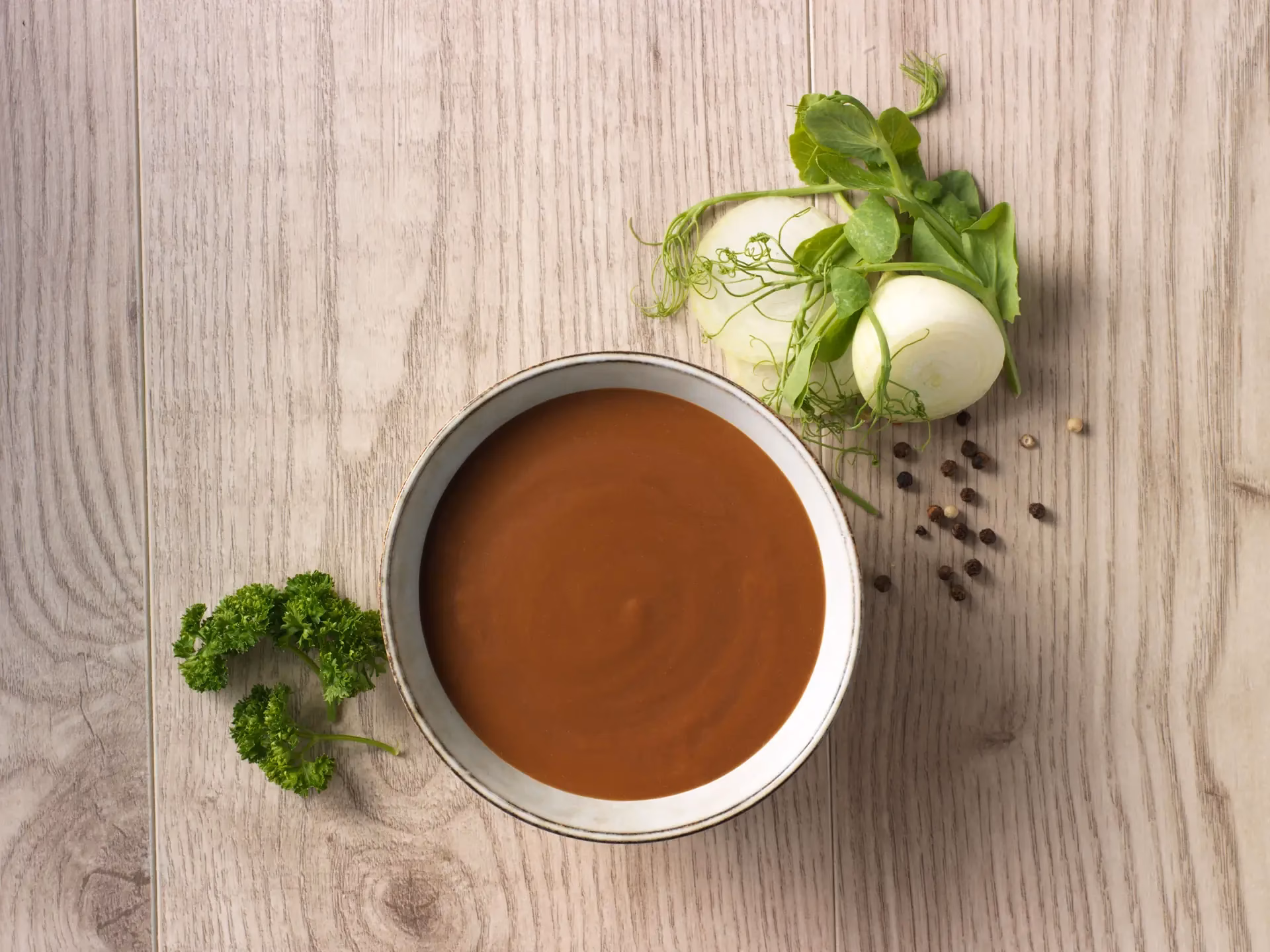 Hvad er forskellen på sauce og sovs?