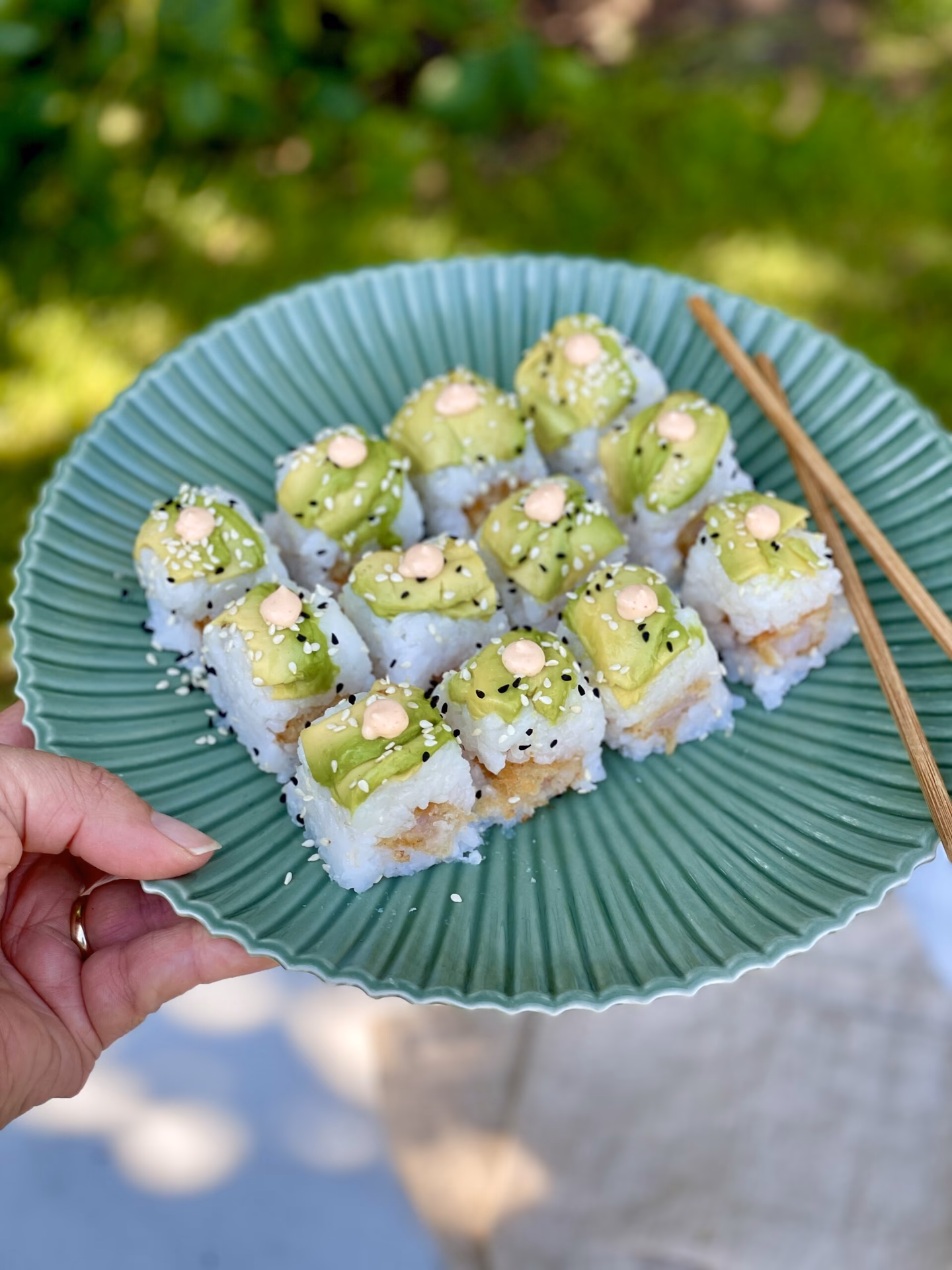Hvorfor spiser man ingefær til sushi?