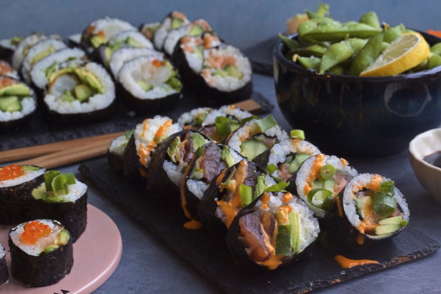 Hvad spiser man med sushi?