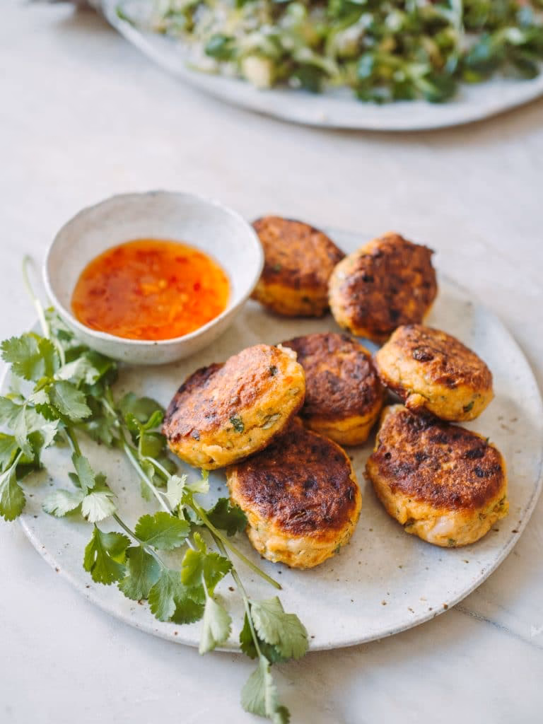 Hvor længe kan fiskefrikadeller holde sig på køl?